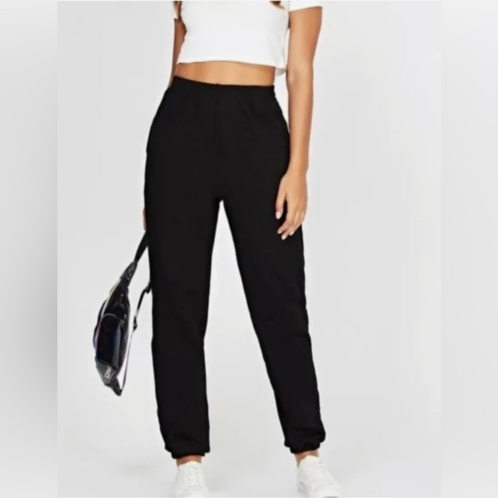 Medium Black Primark Sweatpants! 🖤
